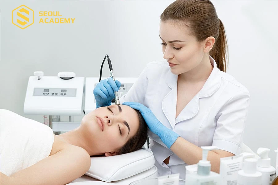 Thẩm mỹ viện Diva sở hữu nhiều giảng viên giỏi, kinh nghiệm