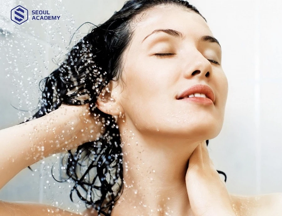 Tắm rửa sạch sẽ trước khi xông hơi