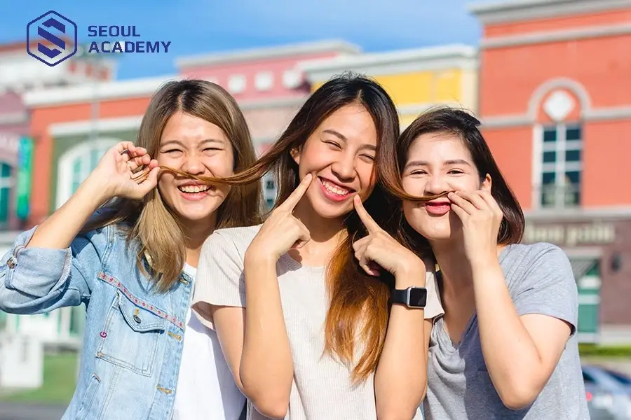 Hãy tôn trọng tình bạn tốt của con!