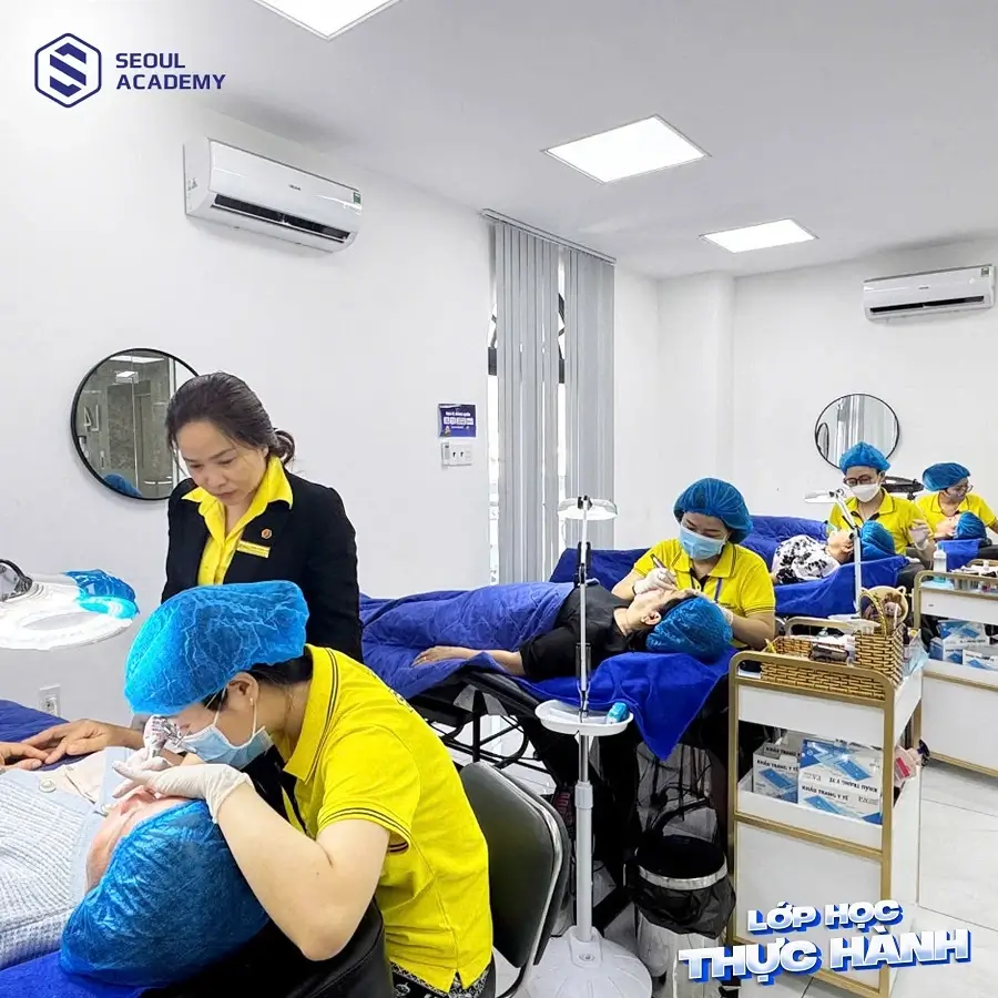 Đội ngũ giảng viên thân thiện và chuyên môn cao