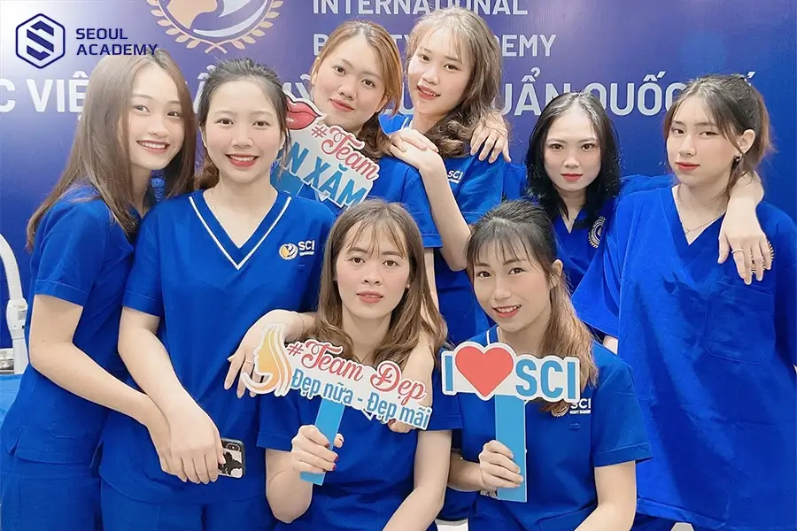 Lựa chọn khóa nối mi của SCI Academy mọi người có thể yên tâm chất lượng