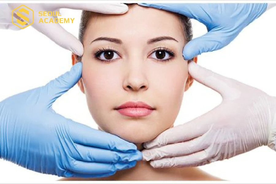 Có khá nhiều nội dung cần học trong khóa đào tạo cắt mí mắt