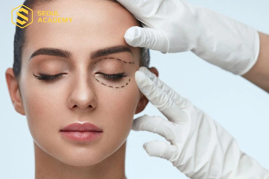Những khó khăn có thể mắc phải khi tham gia học cắt mí mắt