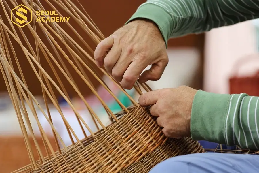 Làng nghề Ngọc Động sở hữu các nghệ nhân dày dặn kinh nghiệm
