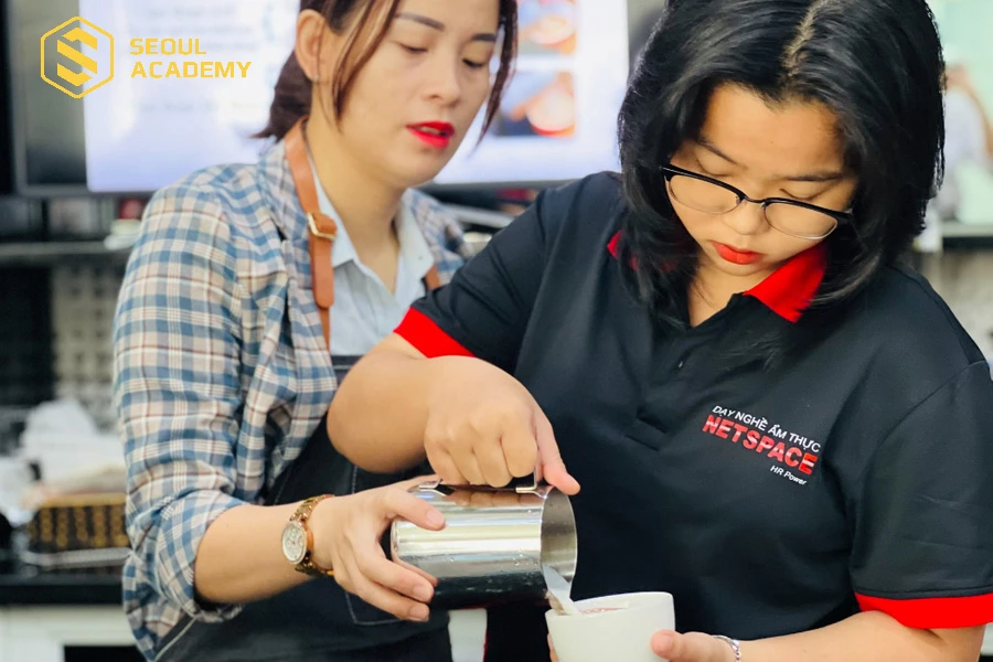 Khóa học ở trung tâm dạy nghề Netspace lý tưởng cho ai muốn mở quán cà phê