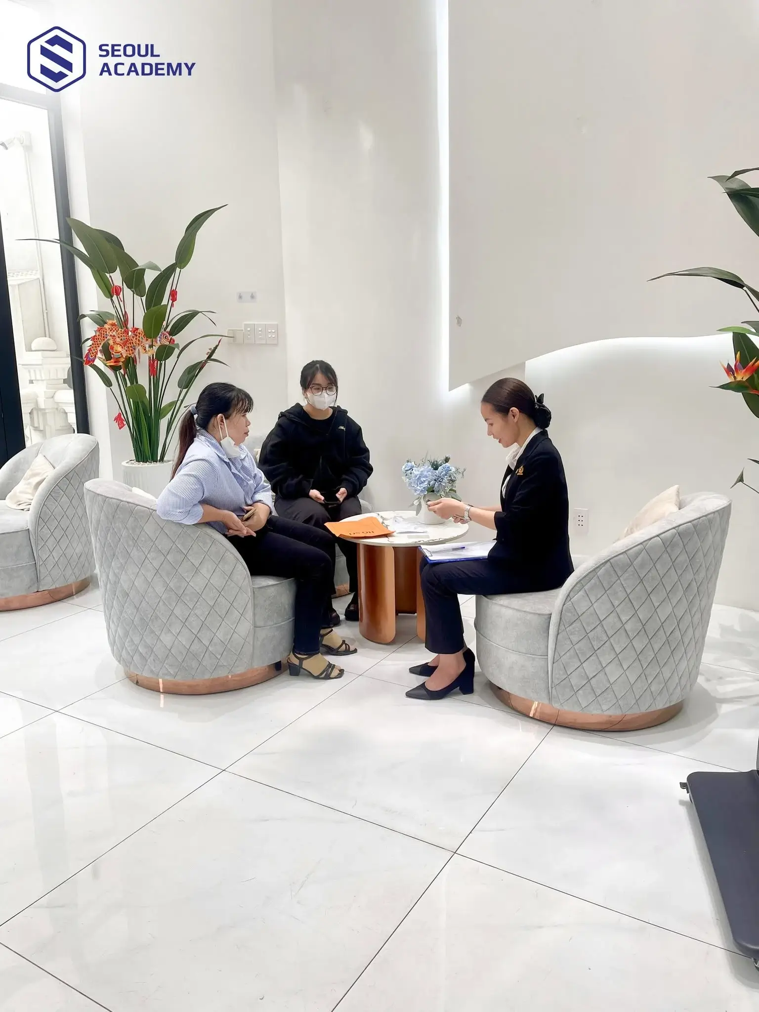 Chi phí khóa học trị liệu thẩm mỹ công nghệ cao khoảng 15-30 triệu vnđ