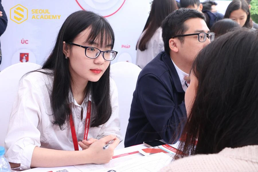 Ngành ngoại thương có nhiều tổ hợp các khối thi khác nhau
