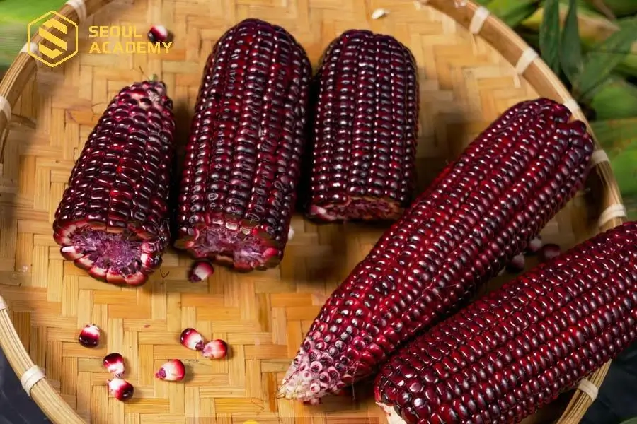 Sau phun môi không nên ăn bắp nữ hoàng (màu tím)