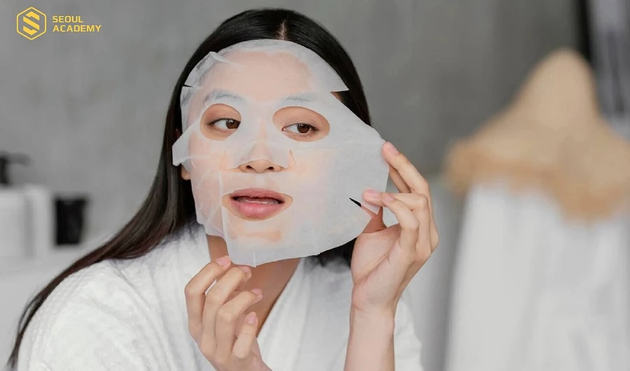 Xây dựng chu trình chăm sóc da tối giản và thay đổi thói quen sinh hoạt khoa học để cải thiện làn da
