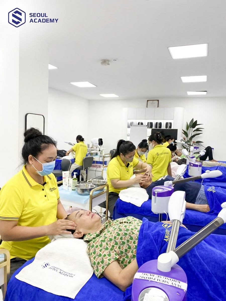 Spa là ngành học được nhiều người theo đuổi hiện nay bởi sở hữu ưu điểm nổi bật