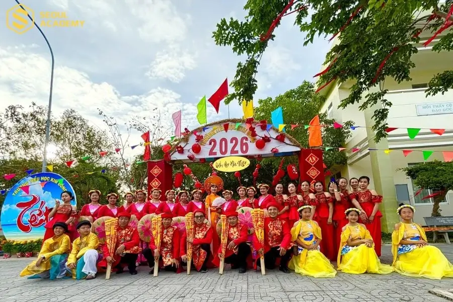 Hoạt động văn nghệ đón Tết của trường tiểu học Kim Đồng