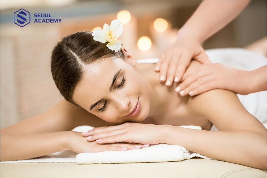Liệt kê tất cả dịch vụ khách đã sử dụng vào hóa đơn