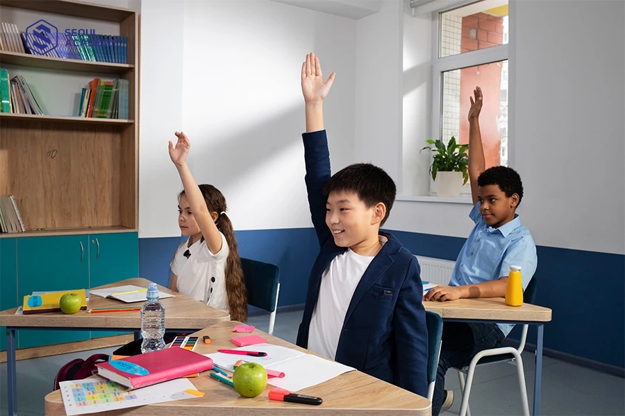 Học nên nên thường xuyên phát biểu bài trong tiết học