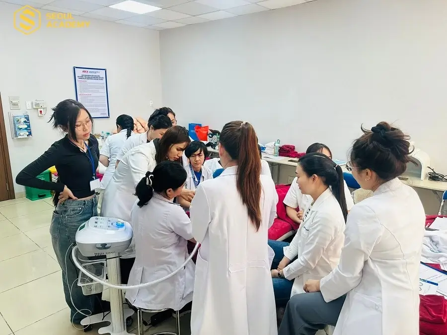 Học chăm sóc da tại đại học y dược có kiến thức chuyên sâu so hơn với nhiều trung tâm khác