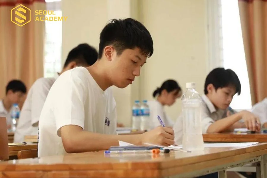 Các thí sinh tự do cần cung cấp giấy xác nhận của địa phương