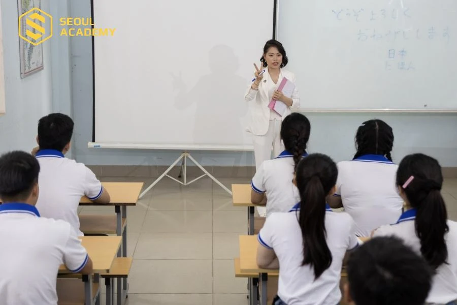 Ngành ngôn ngữ cơ hội việc làm cao