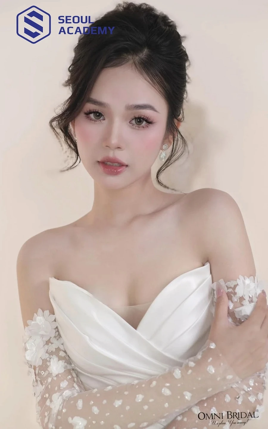 Lựa chọn các tone trang điểm phù hợp với mục tiêu bữa tiệc
