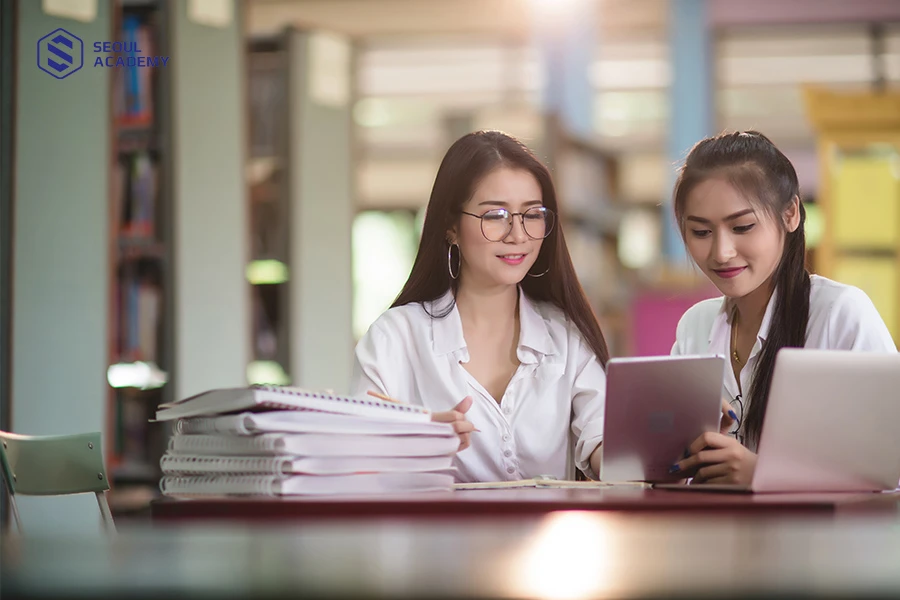 Mọi người nên xem xét lựa chọn khối thi dựa trên ngành học tương ứng