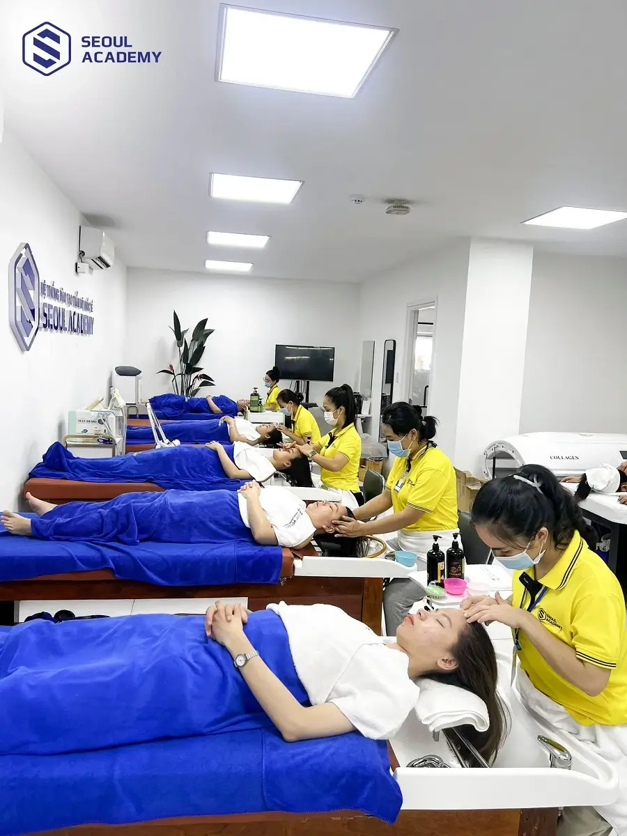 Nên học nghề hay học Đại học phụ thuộc vào mục tiêu của mỗi người