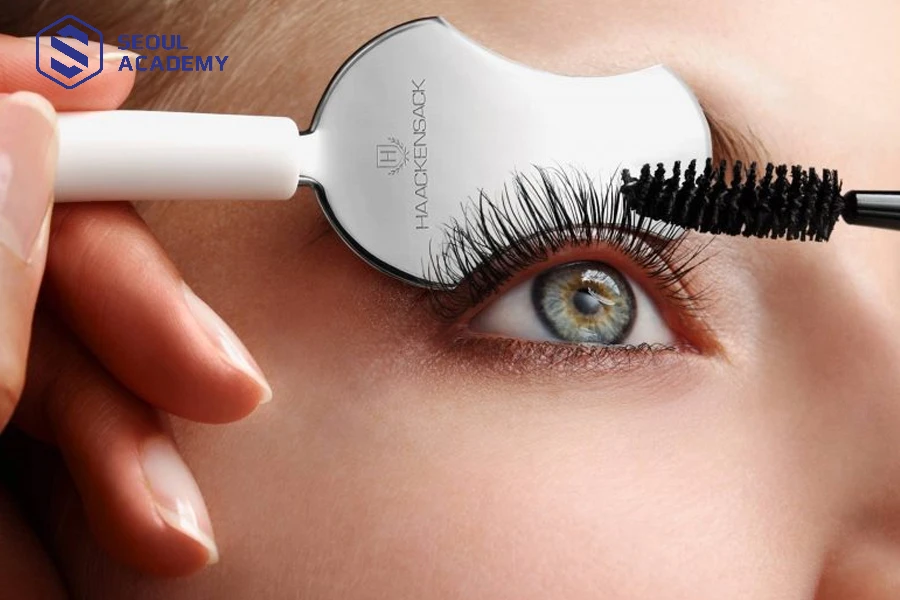 Thị trường có nhiều sản phẩm mascara dành riêng cho mi nối