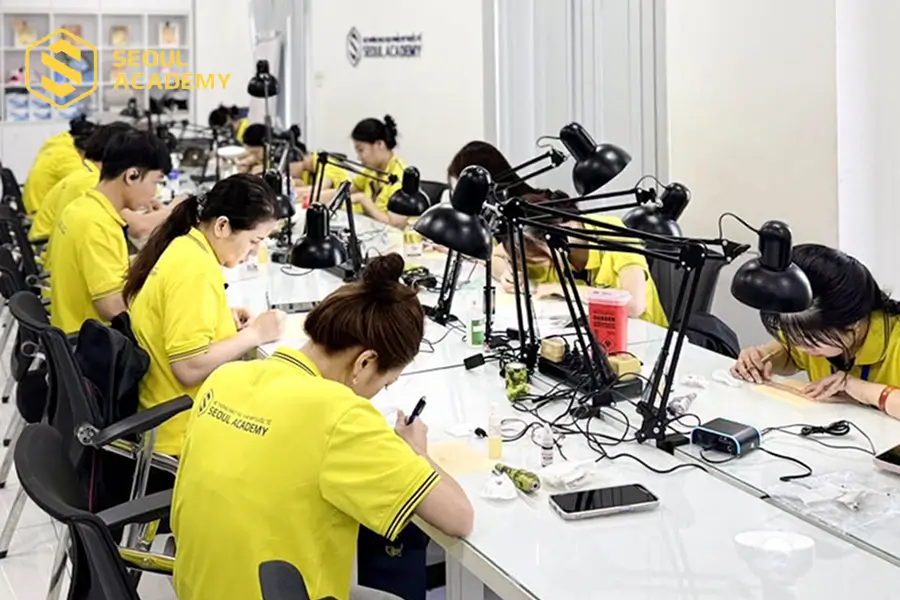 Học viên được thực hành xuyên suốt khóa học