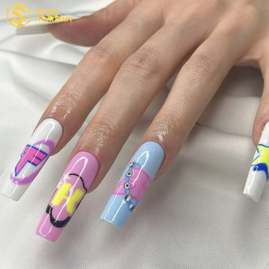Một kiểu chụp nail đơn giản mà nổi bật