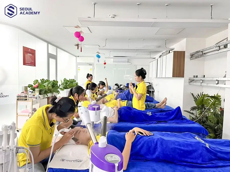 Lựa chọn học nghề ở địa chỉ đào tạo uy tín có thời lượng thực hành lớn để nhanh ra nghề và tự tin làm việc thực tế
