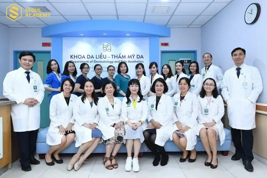 Đội ngũ bác sĩ tại Bệnh viện Da liễu TPHCM