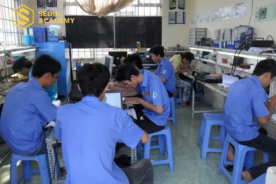 HPCOM là một trong những địa chỉ học nghề điện tử chất lượng nhất
