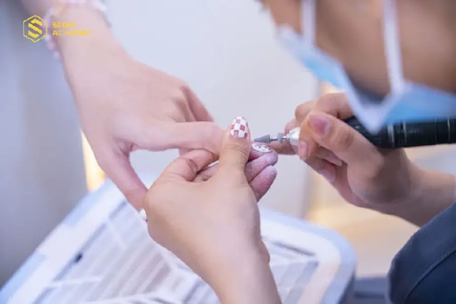 Tuân thủ một số quy trình khi làm móng để đảm bảo an toàn