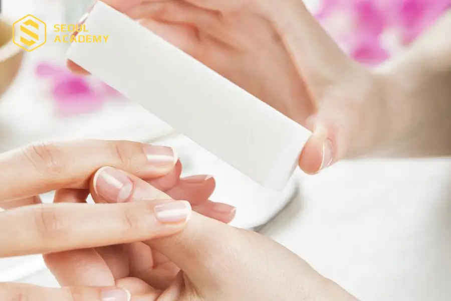 Buffer là dụng cụ làm nhám móng chuyên dụng