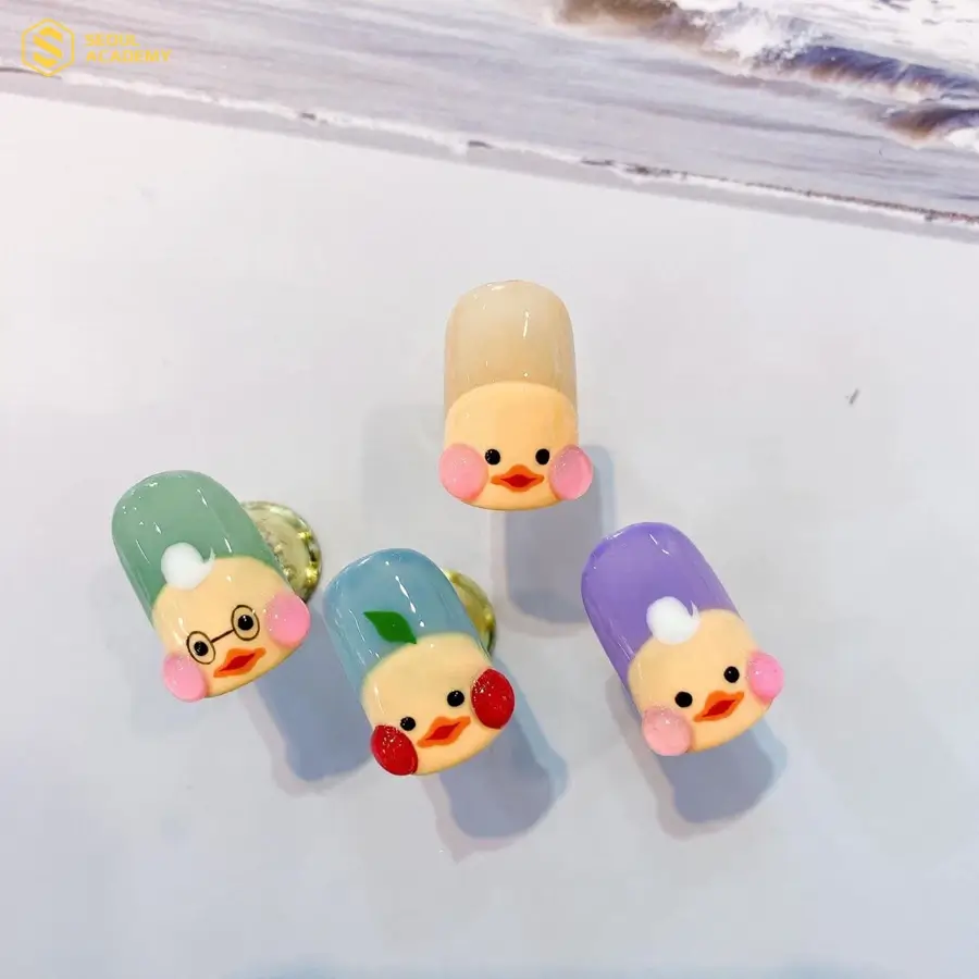 Nail vịt vàng cực kỳ đáng yêu