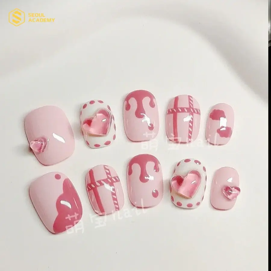 Nail kẹo ngọt kết hợp cùng màu hồng rất xinh