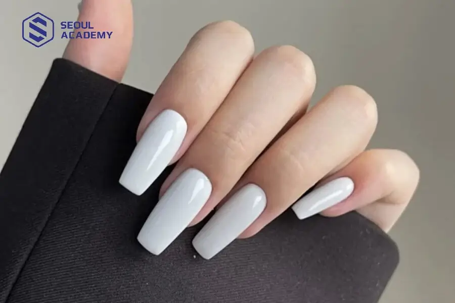 Chỉ một màu trắng gạo đơn giản cũng đã đủ thu hút mọi ánh nhìn