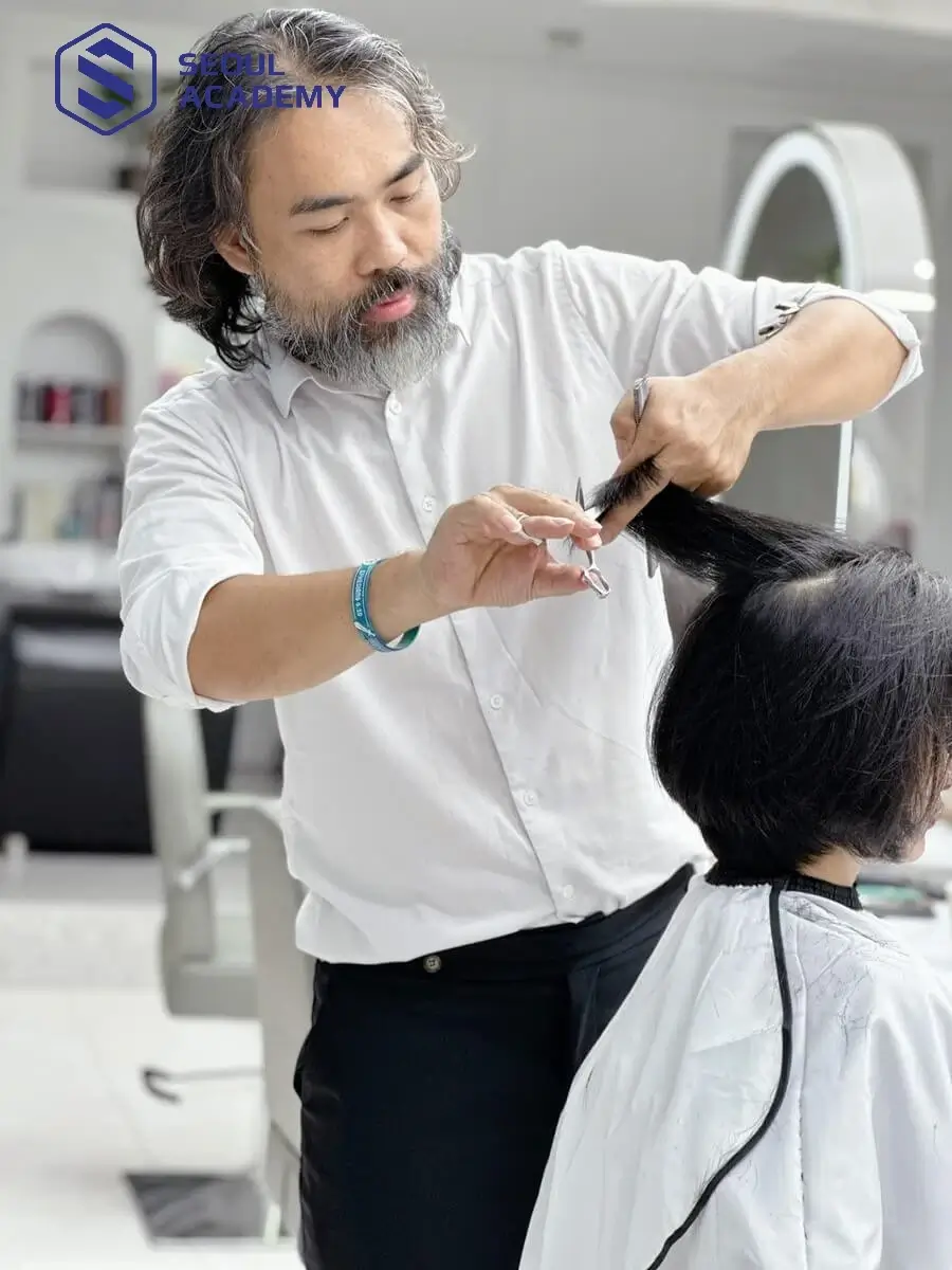 Tuy nhiên học nghề tóc ở Mỹ cũng có nhiều thách thức
