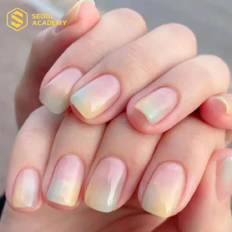 Móng tay một màu giúp tôn lên vẻ đẹp tự nhiên cho đôi bàn tay thu hút mọi ánh nhìn