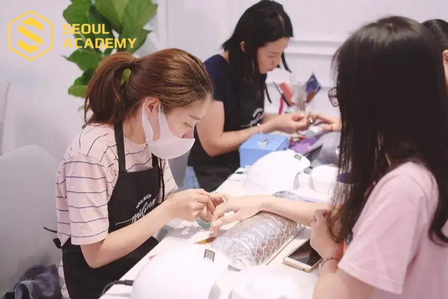 Thu nhập nghề nail được đánh giá rất cao