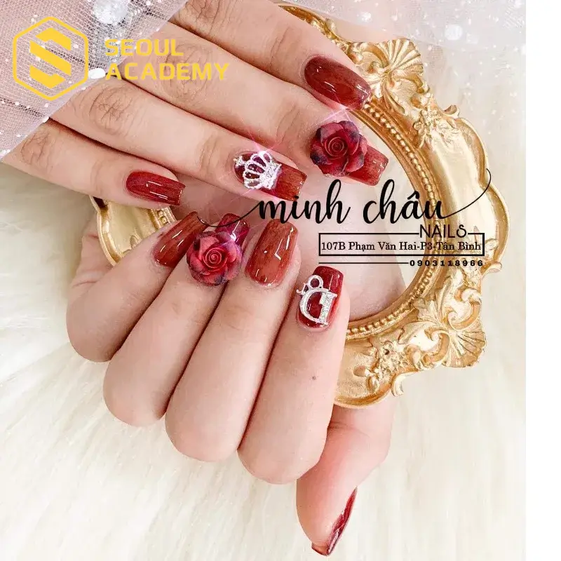 Thương hiệu Nail Minh Châu được tạo nên từ dịch vụ nail chuyên nghiệp và các mẫu nail độc đáo, đa dạng