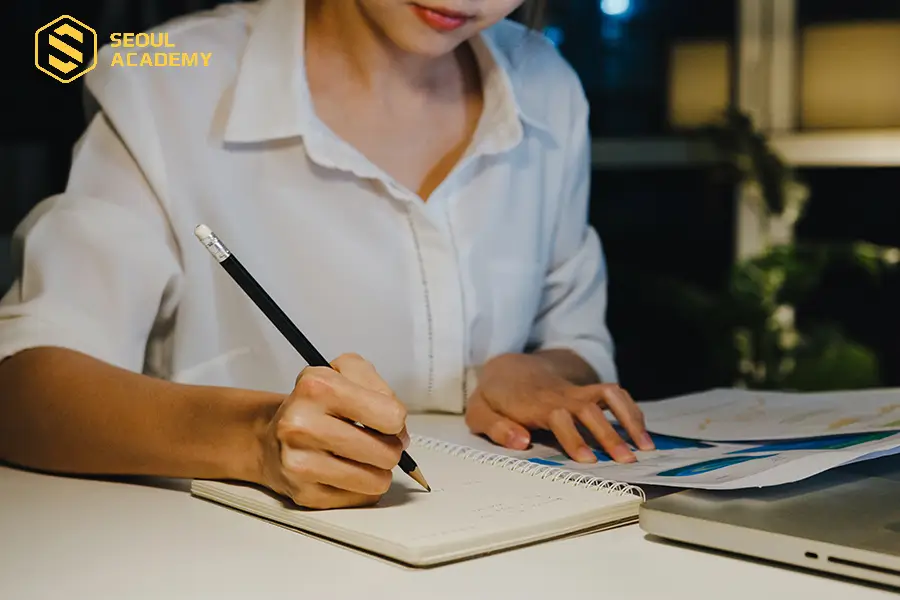 Hình thức học của cao đẳng và đại học là khác nhau