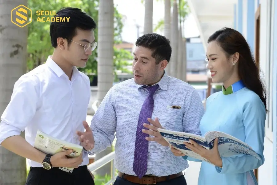 Không ngại trao đổi với giảng viên
