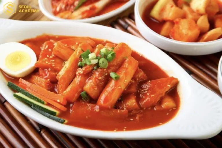 Sau phun môi cần tránh đồ cay nóng