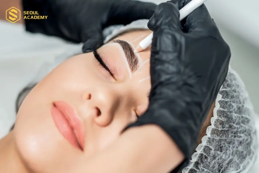Phun sợi Silkbrows là phương pháp được nhiều chị em ưa chuộng