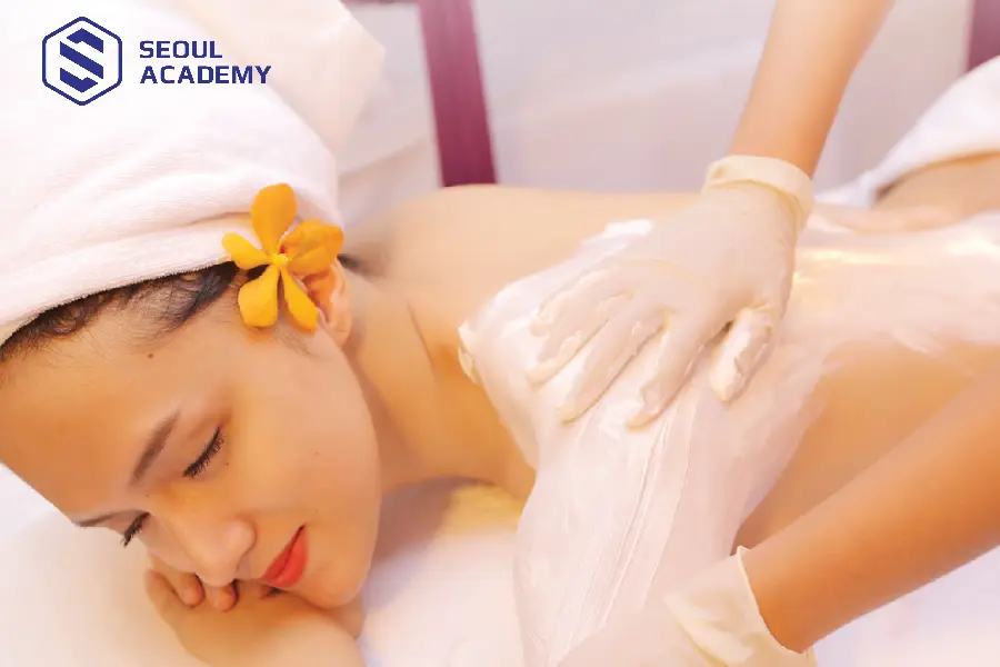 Nội dung về tắm trắng body thường thấy trong các giáo trình spa