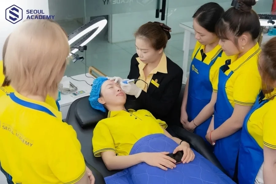 Làm đẹp là lựa chọn nghề nghiệp tiềm năng hiện nay
