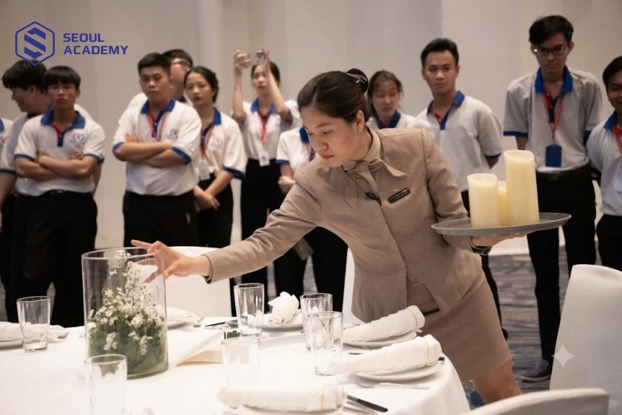 Bạn cần tích lũy kinh nghiệm để làm Quản lý F&B