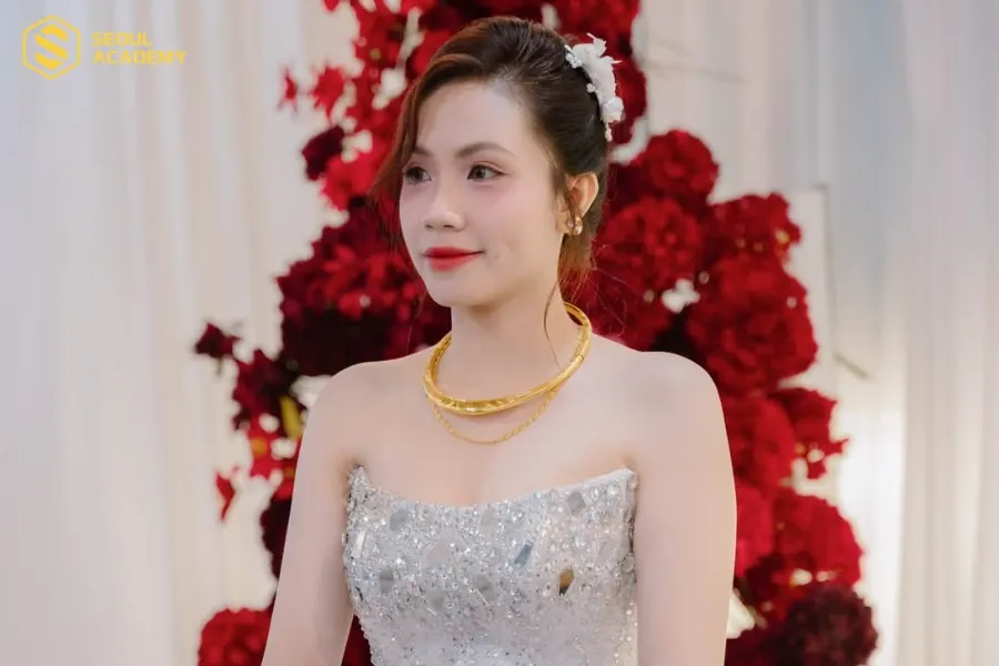 Layout makeup cô dâu tại Ngân Kim Makeup Academy