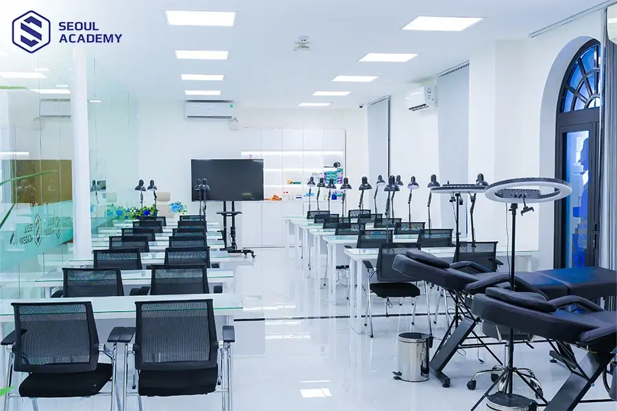 Cơ sở vật chất tại Seoul Academy được đầu tư vô cùng hiện đại và sang trọng