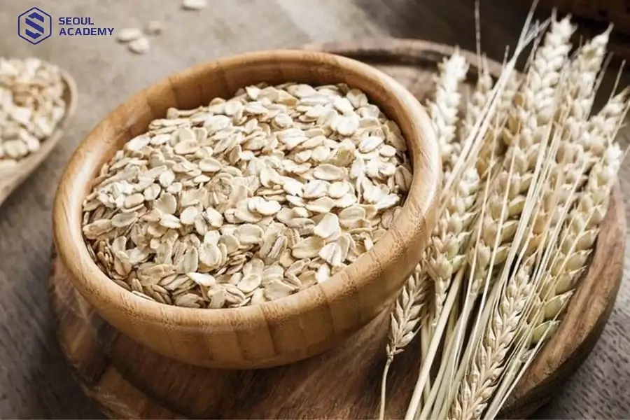 Yến mạch là món ăn tiện lợi cho bữa sáng hoặc bữa phụ