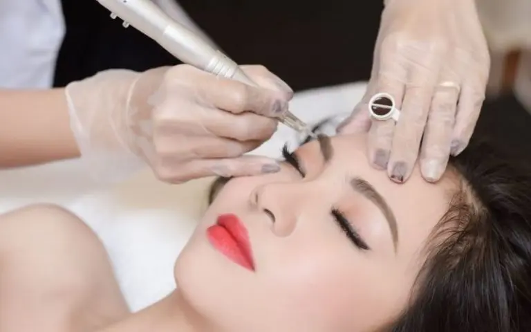 Phương pháp phun mày tán bột được ưa chuộng hiện nay