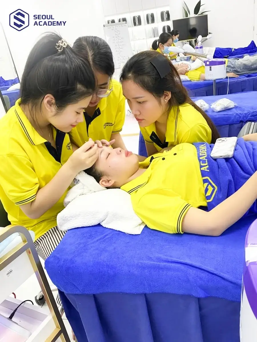 Học viên yên tâm với kiến thức vững chắc sau khi hoàn thành khóa học